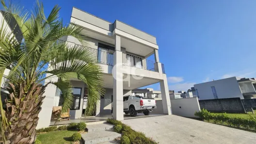 Casa com 4 Quartos à venda, 315m² no Santa Regina, Camboriú