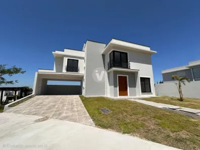Casa de Condomínio com 3 Quartos à venda, 200m² no Tomazetti, Santa Maria