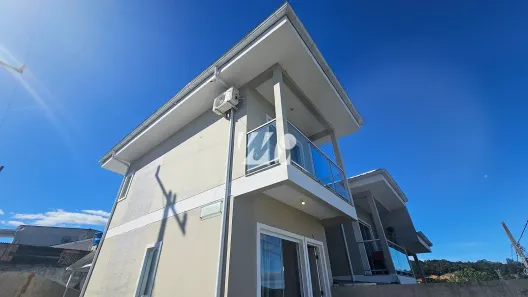 Casa com 2 Quartos para alugar, 61m² no Bela Vista, Palhoça
