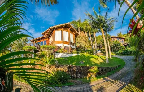 Imóvel Comercial com 7 Quartos à venda, 500m² no , Garopaba
