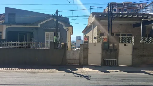Casa com 2 Quartos para alugar, 60m² no Centro, Nova Iguaçu