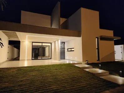 Casa com 6 Quartos à venda, 218m² no Jardim Botânico, Uberlândia
