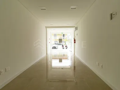 Sala Comercial para alugar, 58m² no Nações, Balneário Camboriú