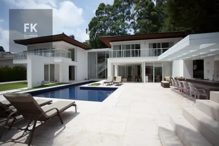 Casa de Condomínio com 5 Quartos para venda ou aluguel, 800m² no Residencial Tamboré, Barueri