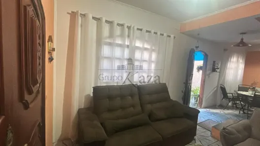 Sobrado com 2 Quartos à venda, 152m² no Centro, Jacareí