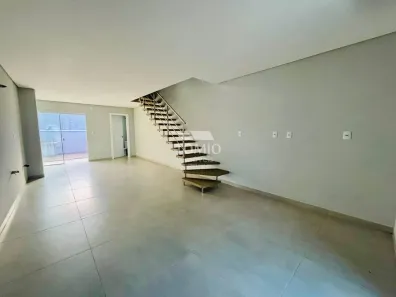 Sobrado com 2 Quartos à venda, 97m² no Sete de Setembro, Gaspar