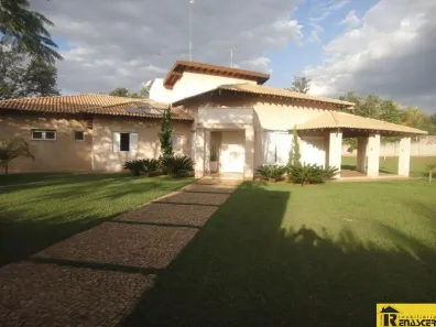 Fazenda/Sítio com 4 Quartos à venda, 396m² no Condominio Monte Carlo, Guapiaçu