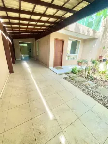 Sobrado com 2 Quartos à venda, 119m² no Santa Mônica, Guarapari