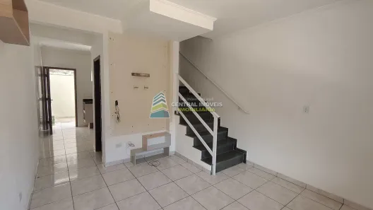 Sobrado com 2 Quartos à venda, 78m² no Samambaia, Praia Grande