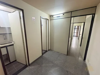 Sala Comercial com 3 Quartos para alugar, 40m² no Centro, Niterói