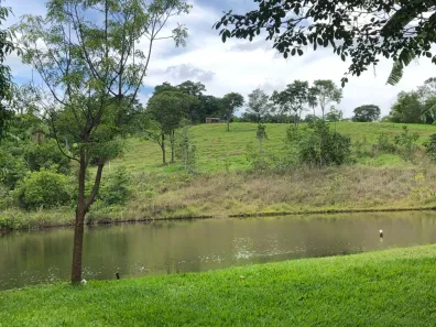 Fazenda/Sítio com 3 Quartos à venda, 300m² no , Bela Vista de Goiás