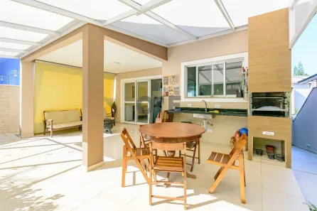 Casa de Condomínio com 4 Quartos à venda, 250m² no Paisagem Renoir, Cotia