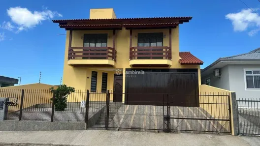 Casa com 4 Quartos para alugar, 252m² no Picadas do Sul, São José