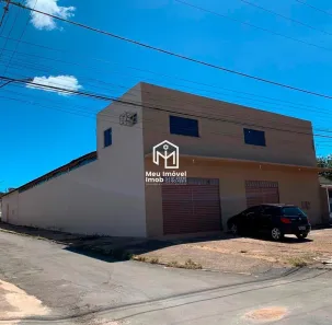 Galpão/Depósito/Armazém com 3 Quartos à venda, 489m² no Setor Fumal, Luziânia