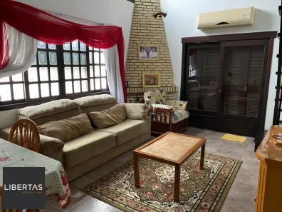 Casa com 6 Quartos à venda, 329m² no Cavalhada, Porto Alegre