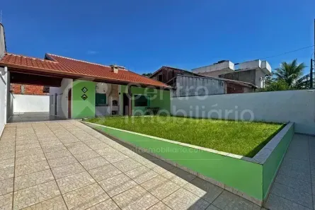Casa com 3 Quartos à venda, 140m² no Jardim Beira-Mar, Peruíbe