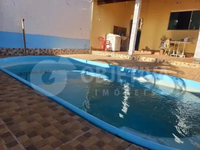 Casa com 3 Quartos à venda, 196m² no Marta Helena, Uberlândia