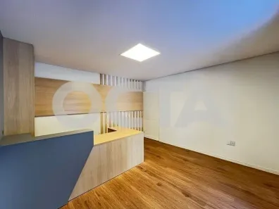 Imóvel Comercial para alugar, 232m² no Auxiliadora, Porto Alegre