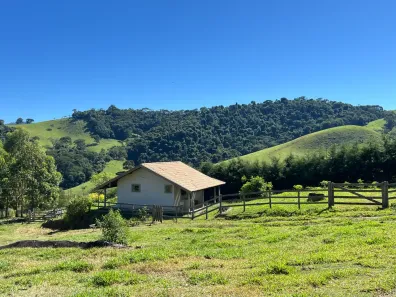Fazenda/Sítio com 2 Quartos à venda, 30000m² no , Sapucaí-Mirim