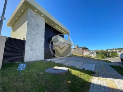 Casa de Condomínio com 3 Quartos à venda, 154m² no Jardins Barcelona, Senador Canedo