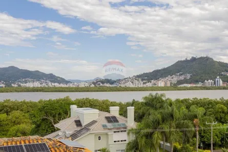 Casa com 3 Quartos à venda, 233m² no João Paulo, Florianópolis