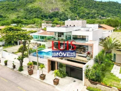 Casa com 4 Quartos à venda, 620m² no Itacoatiara, Niterói