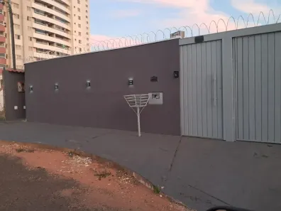 Casa com 3 Quartos para alugar, 80m² no Vila Margarida, Campo Grande