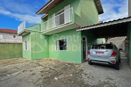 Casa com 3 Quartos à venda, 129m² no Centro, Peruíbe