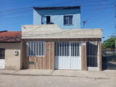 Sobrado com 6 Quartos à venda, 200m² no Bugio, Aracaju