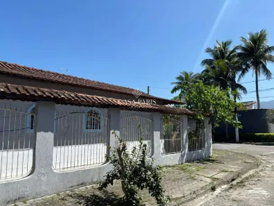 Casa com 3 Quartos à venda, 189m² no Caiçara, Praia Grande