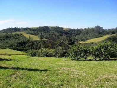 Fazenda/Sítio com 2 Quartos à venda, 180m² no Mombuca, Itatiba