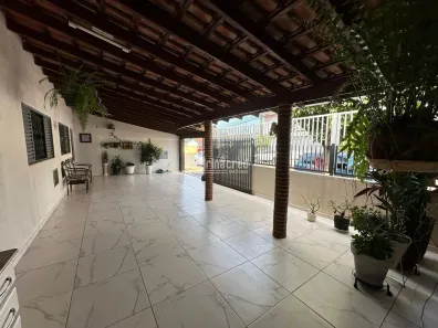 Casa com 3 Quartos à venda, 86m² no Aragarça, Londrina