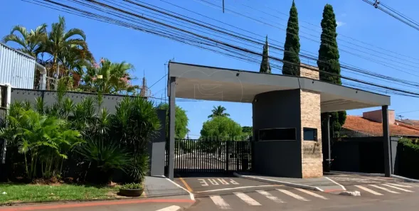 Casa de Condomínio com 3 Quartos para alugar, 152m² no Aeroporto, Londrina