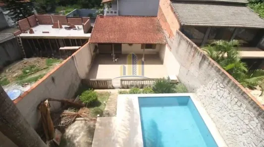 Sobrado com 4 Quartos à venda, 356m² no Jardim Fonte Áurea, Poá