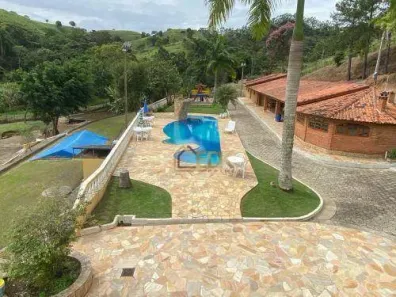 Fazenda/Sítio com 12 Quartos à venda, 500m² no Centro, Biritiba Mirim