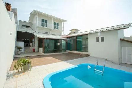 Casa com 4 Quartos à venda, 405m² no Capoeiras, Florianópolis