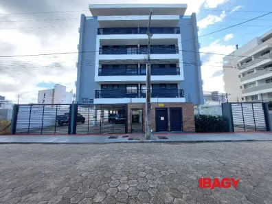 Apartamento com 2 Quartos para alugar, 71m² no Praia de Fora, Palhoça
