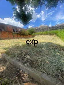 Lote/Terreno à venda, 327m² no Bosque dos Eucaliptos, Valinhos