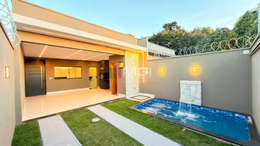 Casa com 3 Quartos à venda, 130m² no Setor Garavelo, Goiânia