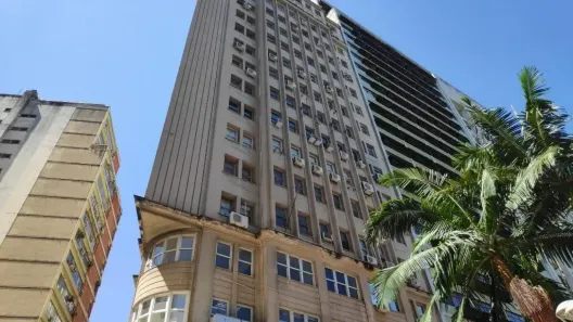 Sala Comercial à venda, 130m² no Centro Histórico, Porto Alegre