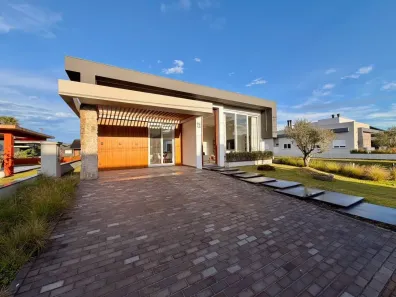Casa de Condomínio com 4 Quartos à venda, 186m² no Capão da Canoa, Capão da Canoa