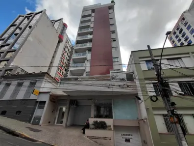 Apartamento com 2 Quartos para alugar, 122m² no Centro, Juiz de Fora