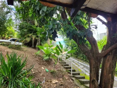 Casa de Condomínio com 5 Quartos à venda, 273m² no Maria Paula, Niterói