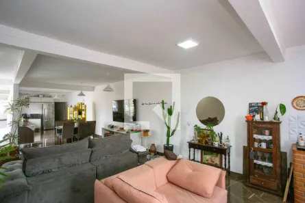 Casa com 6 Quartos à venda, 177m² no Centro, Diadema