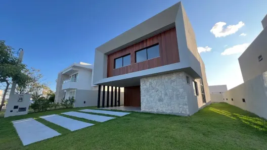 Sobrado com 4 Quartos à venda, 280m² no Alphaville (Abrantes), Camaçari