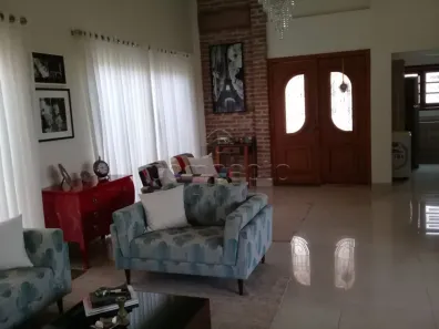 Casa de Condomínio com 3 Quartos à venda, 200m² no , Bady Bassitt