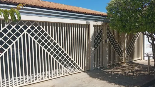 Casa com 3 Quartos à venda, 167m² no Jardim Nazareth, São José do Rio Preto