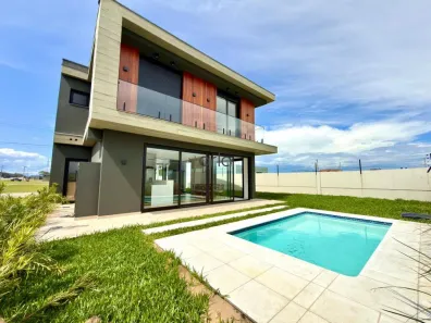 Casa de Condomínio com 4 Quartos à venda, 194m² no , Xangri-Lá