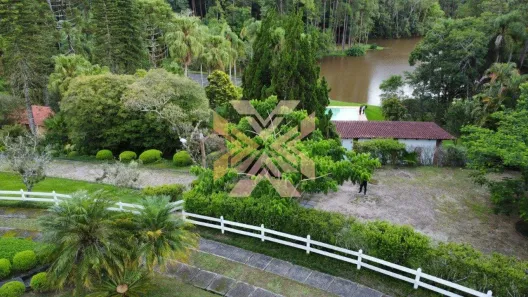 Fazenda/Sítio com 4 Quartos à venda, 300m² no Itapeti, Mogi das Cruzes