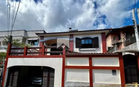 Casa com 3 Quartos à venda, 200m² no Fátima, Niterói